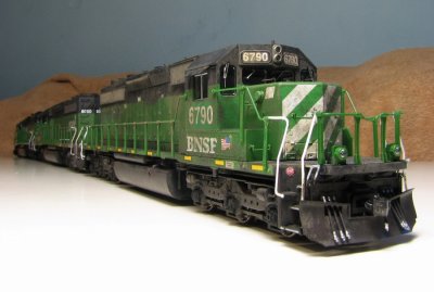 BNSF 6790 - Kato SD40-2