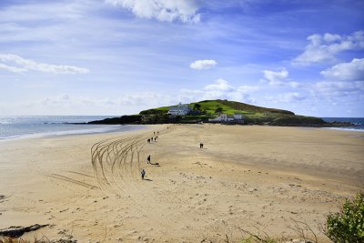 Walking to the Burgh Island Hotel