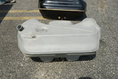 911 RS 85 Liter Plastic Fuel Tank - Photo 6