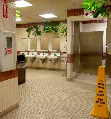 ladies room garden state parkway