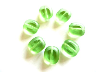 hi key green beads
