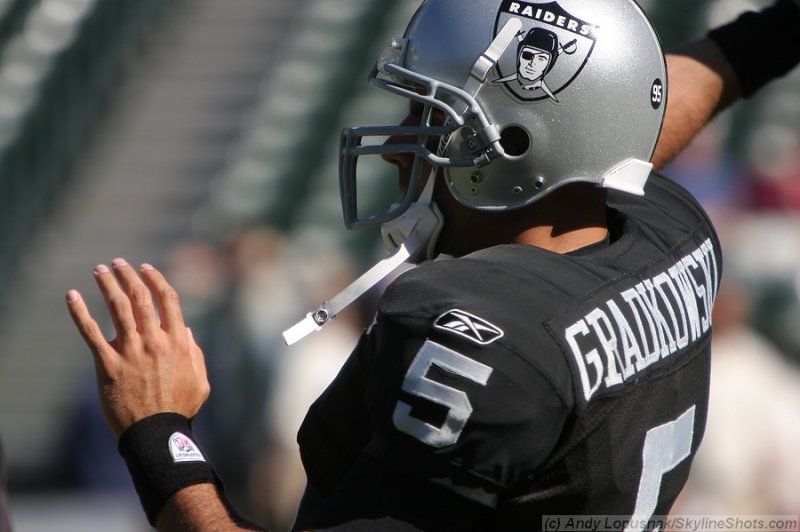 Oakland Raiders QB Brad Gradkowski