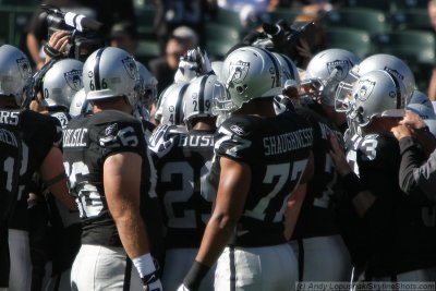 Oakland Raiders huddle