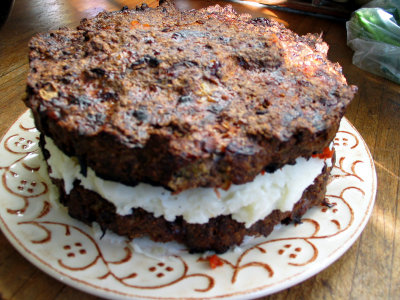 meatloaf layer cake w/ mashed potato filling (detail)