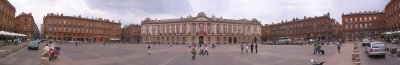 Toulouse Place du Capitole (0.7MB)