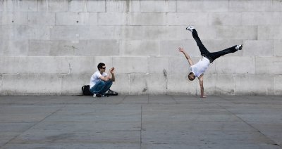 16 Jun... Street acrobatics