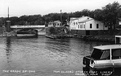 Tom Olsons Boat Livery