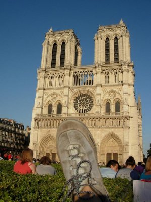 080511 Paris Notre Dame alexandra
