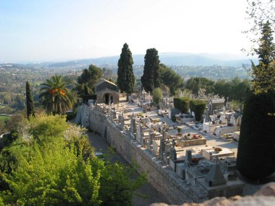 Cimetire Saint-Paul. de PBASE.jpg