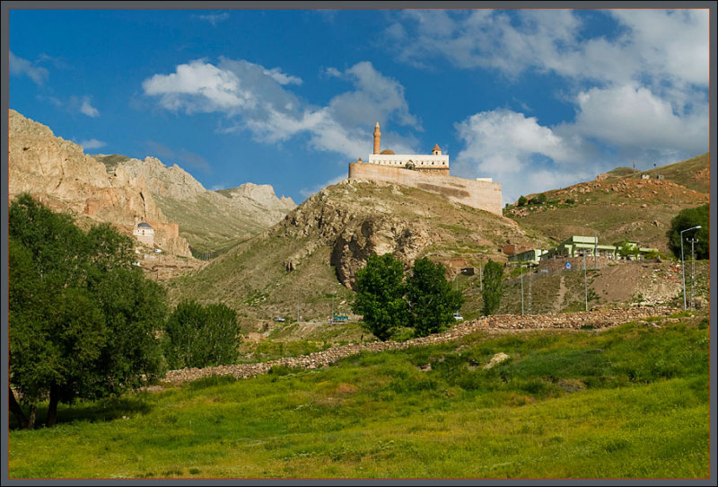 Ishak Pasha Castle