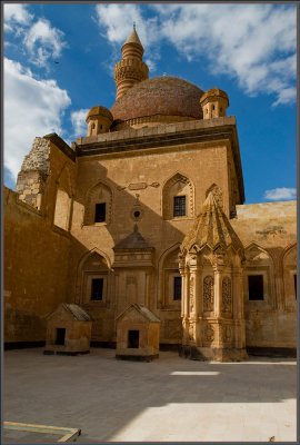 Ishak Pasha Castle