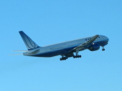 United 777 lifts off