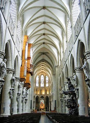 The Nave.jpg