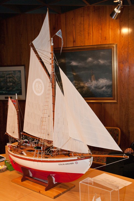 Hans digre Billing Boats Colin Archer, med glassfiberskrog. Forberedt p radiostyring.