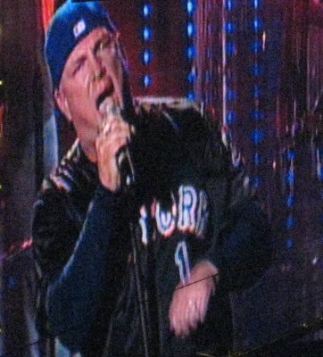 Garth Brooks 3.jpg