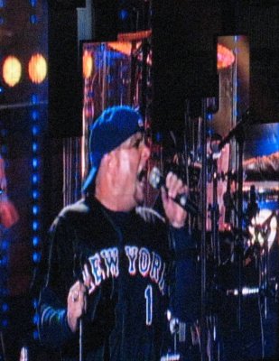 Garth Brooks.jpg