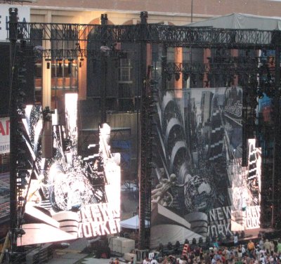 The screens.jpg