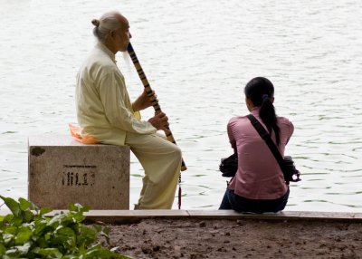 Traditional music alongside Hoan Kiem Lake