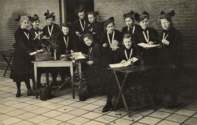 Truus Leferink  at boarding school