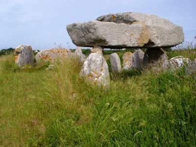 20-05-06_10_un-dolmen.jpg