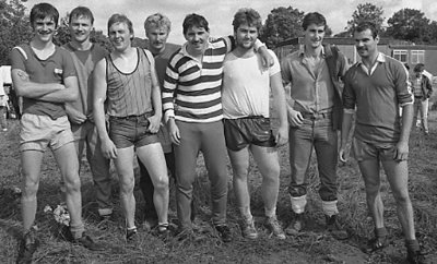 Tynnu Rhaf Llangefni RUFC 1985 F.