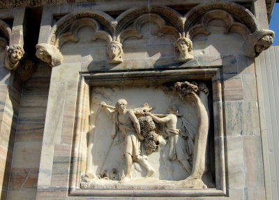 Duomo Wall Detail01