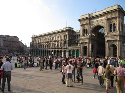 Piazza Duomo late afternoon