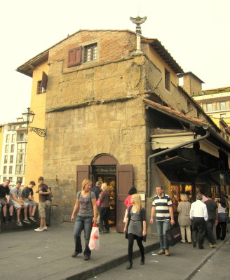 Ponte Vecchio Shoppers