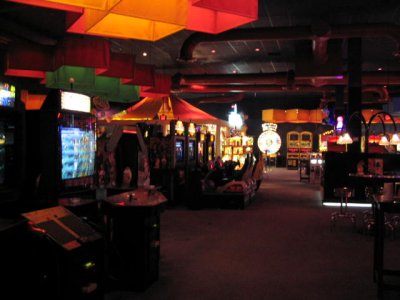 Dave & Busters