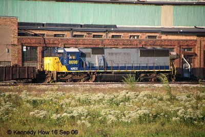 QJTripleHeader-NREX8698-NRESilvis-16Sep06.JPG