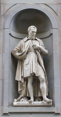 Statue of Michelangelo di Lodovico Buonarroti (Michelangelo)