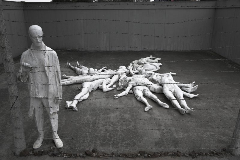 Holocaust Memorial