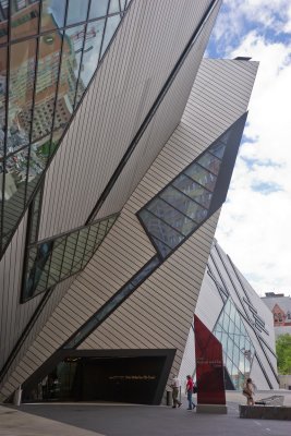 Michael Lee-Chin Crystal at ROM