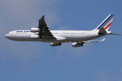Air France Airbus A340-300 F-GLZM