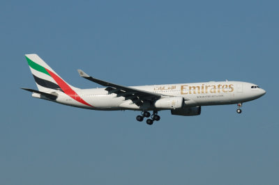 Emirates Airbus A330-200 A6-EAJ