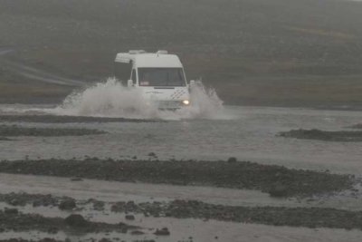 06_Car_02.jpg