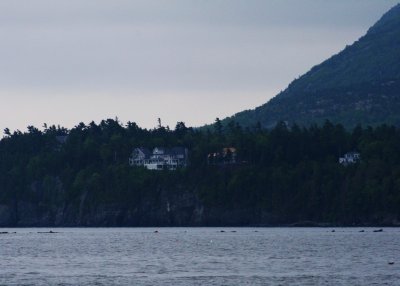 Bar Harbor - House on the Cliff 