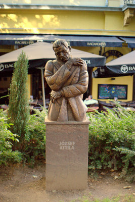 Jzsef Attila szobor