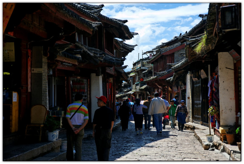 LiJiang street scene