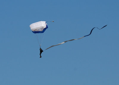 Ribbon landing