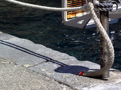 grotto boat rope.JPG