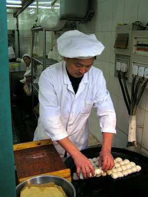 Shanghai dumplings1.JPG