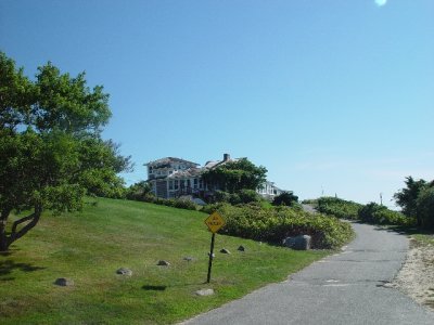 CARLEY SIMON BOUGHT THIS HOUSE AFTER SHE DIVORCED JAMES TAYLOR, A MAJOR LAND OWNER ON THE ISLAND