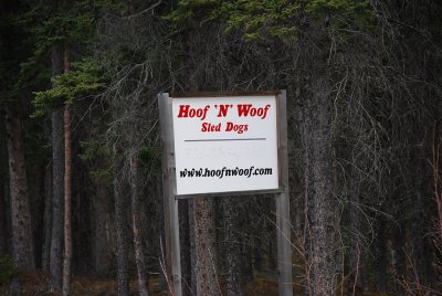 THE ENTRANCE SIGN FOR ANNE AND TODD'S KENNEL AND HOMESTEAD