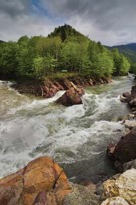 Kishi1 rapid on Belaya river