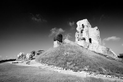 Corfe Castle mono