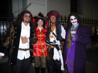 Susan, Bill, and New Friends in Pirate's Alley