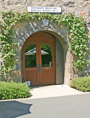 Beringer Brothers Winery entrance