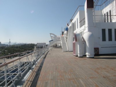 Queen Mary promenade