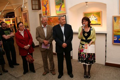 Opening of exhibition of Marian Nowiński - drawing, poster, color